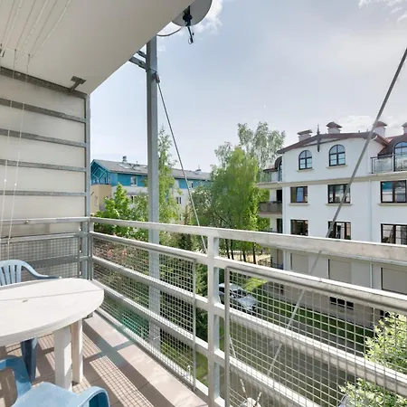 Smart With Parking & Balcony In By Renters Apartament *