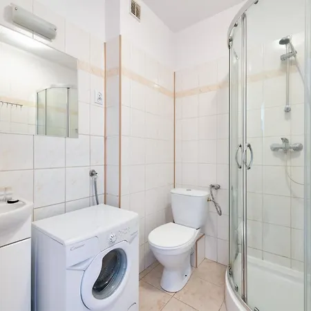 Smart With Parking & Balcony In By Renters Apartment Sopot