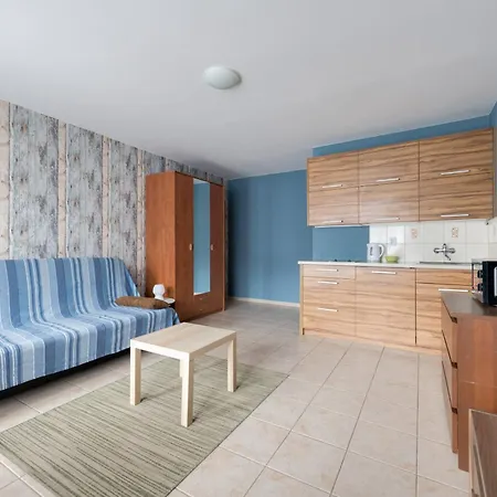 Apartament Smart With Parking & Balcony In By Renters *