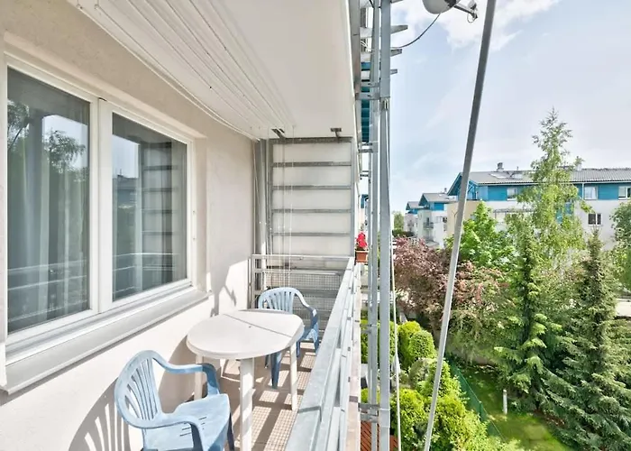 Smart With Parking & Balcony In By Renters Apartment Sopot