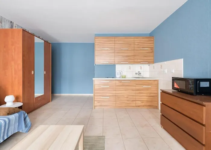 Smart With Parking & Balcony In By Renters Apartment Sopot
